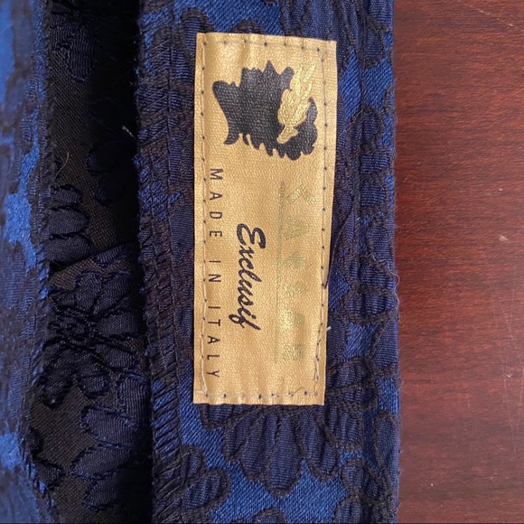 Caesar Exclusif Navy Pencil Skirt - Picture 8 of 10